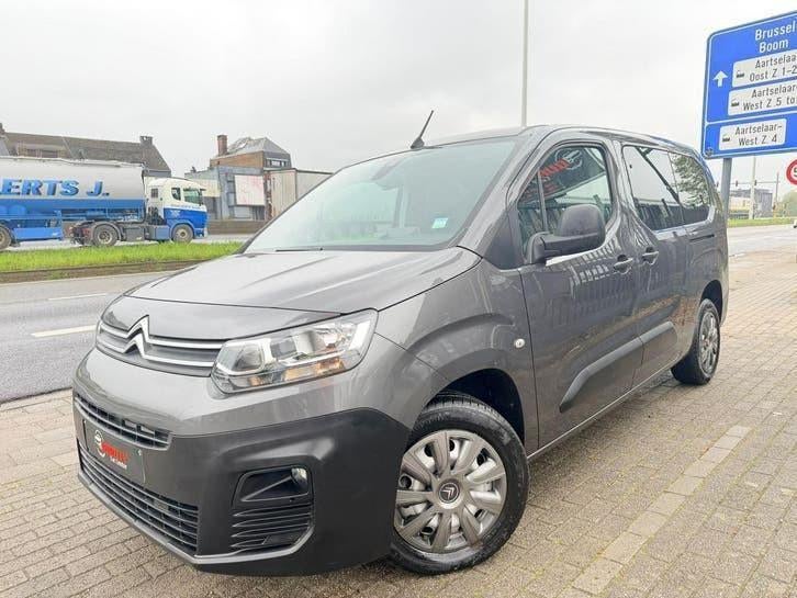 Citroen Berlingo Dubbele Cabine 1.2i 2020 Automaat 075000km, Auto's, Testrit aan huis, Euro 6, 1198 cc, https://public.car-pass.be/vhr/97219bf2-e15c-46bd-848f-78c0667f31b1