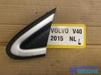 VOLVO V40 Links driehoek sierkap afdekkap voorscherm 2012-20, Gebruikt, Gunnar Engellaus vag 8
405 31  Gothenburg, SE, Info@volvocars.com