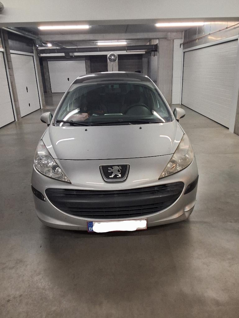 Peugeot 207, Argent ou Gris, Achat, 140 g/km, Boîte manuelle