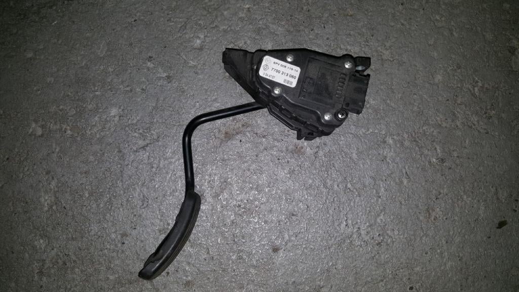 Gaspedaal positiesensor Renault Trafic 1.9 dCi 2006, Ophalen of Verzenden, Renault