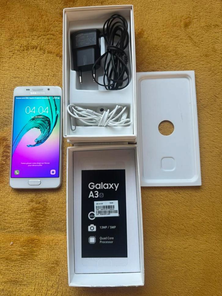 Samsung Galaxy A3 16 Go complet peu servi ., Télécoms, Téléphonie mobile | Accessoires & Pièces, Comme neuf, Samsung, Enlèvement ou Envoi