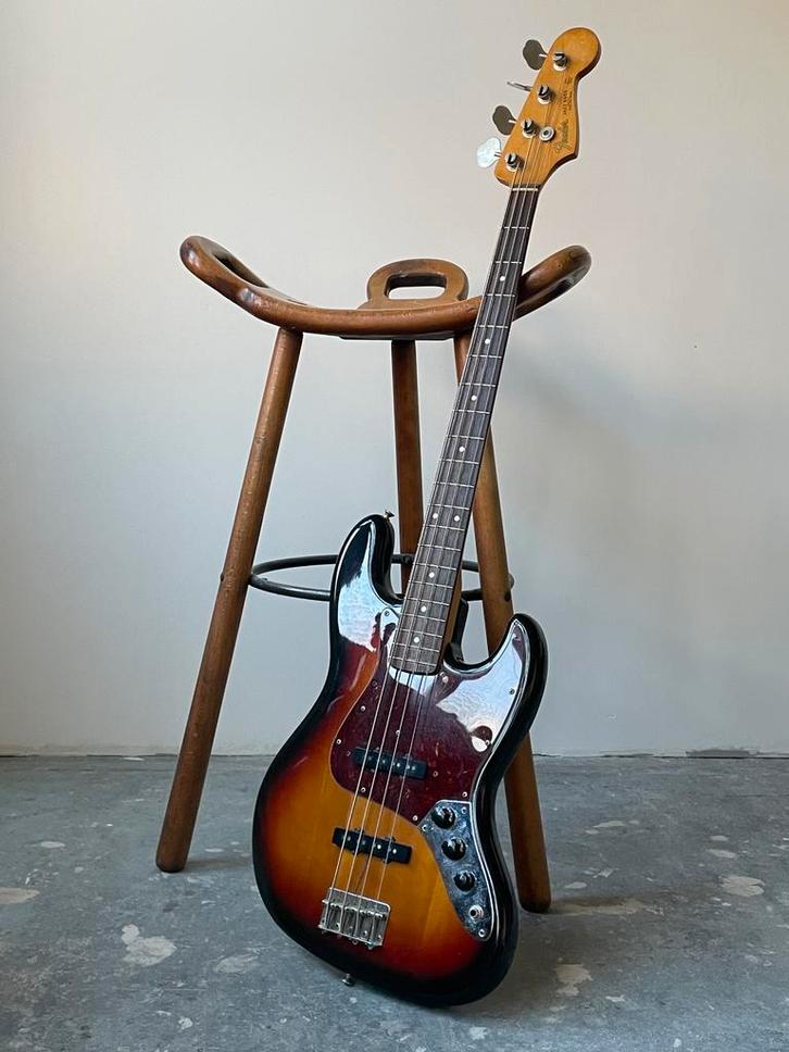 Fender Jazz Bass MIJ 80’s - JV serie, Musique & Instruments, Instruments à corde | Guitares | Basses, Comme neuf, Électrique, Enlèvement ou Envoi