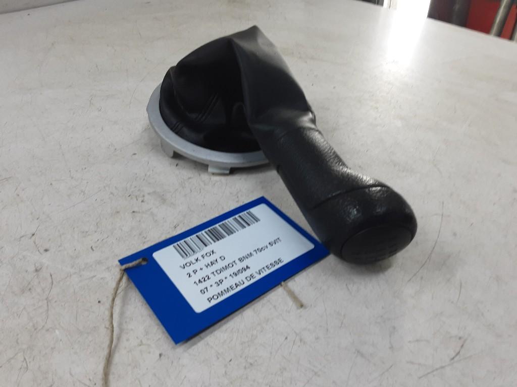 LEVIER DE CHANGEMENT DE VITESSES Volkswagen Fox (5Z), Volkswagen, Mevr. I. Hauben, Utilisé, Rue de l'Espoir 34 34
4030  GRIVEGNÉE, BE