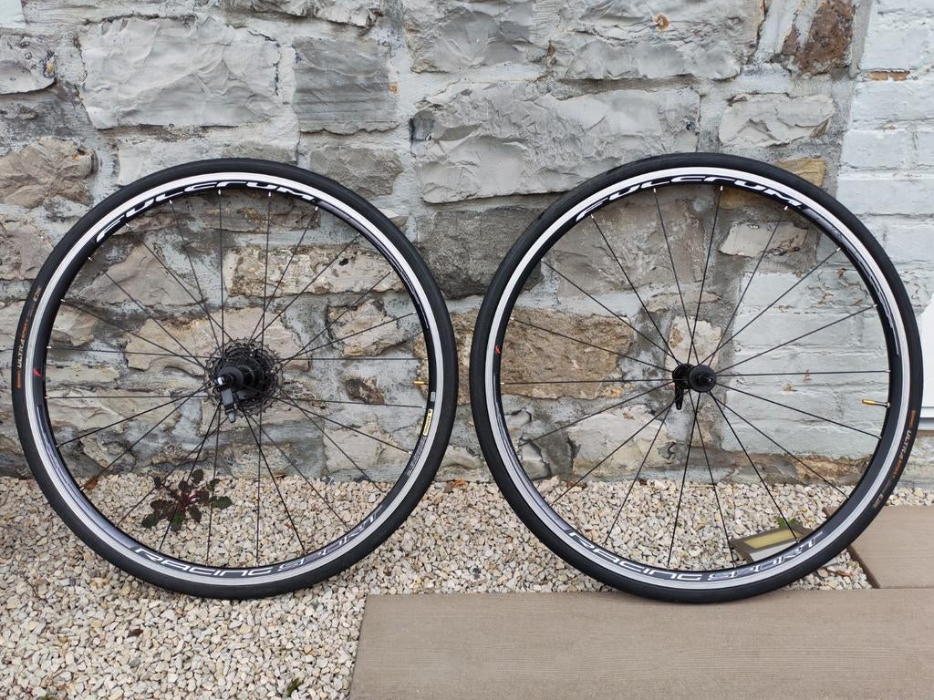 Paire de roues Fulcrum Racing Sport avec pneus Continental, Aluminium