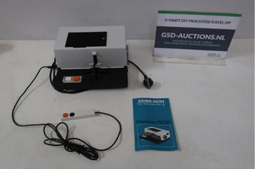 Vintage Zeiss Ikon Diaprojector beschikbaar voor biedingen