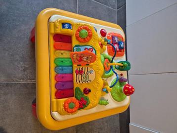 Speeltafel Chicco peuter beschikbaar voor biedingen