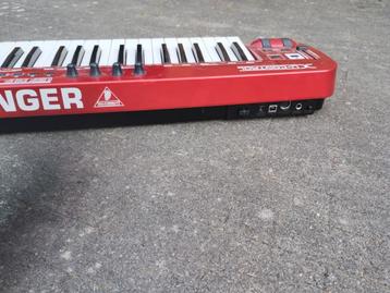 Behringer UMX610 Midi keyboard izgs  beschikbaar voor biedingen