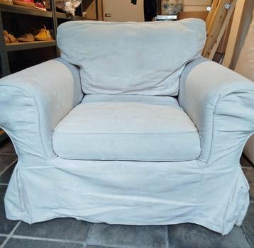 GRATIS: Fauteuil Ikea 'Ektorp' beschikbaar voor biedingen
