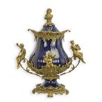 Porseleinen kom met bronzen monturen | exclusief kunstobject, Envoi