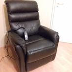 Relax lederen fauteuil met elektrische lift, in perfecte sta, Huis en Inrichting, Fauteuils, Ophalen, Leer