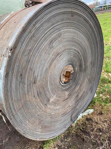 Rubbernatten op rol 1,5 cm dik beschikbaar voor biedingen