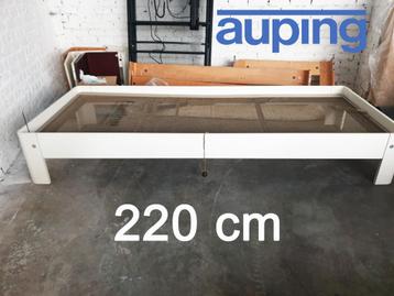 Auping Auronde lange model 90 x 220 cm, 34,5 cm hoog. Wit