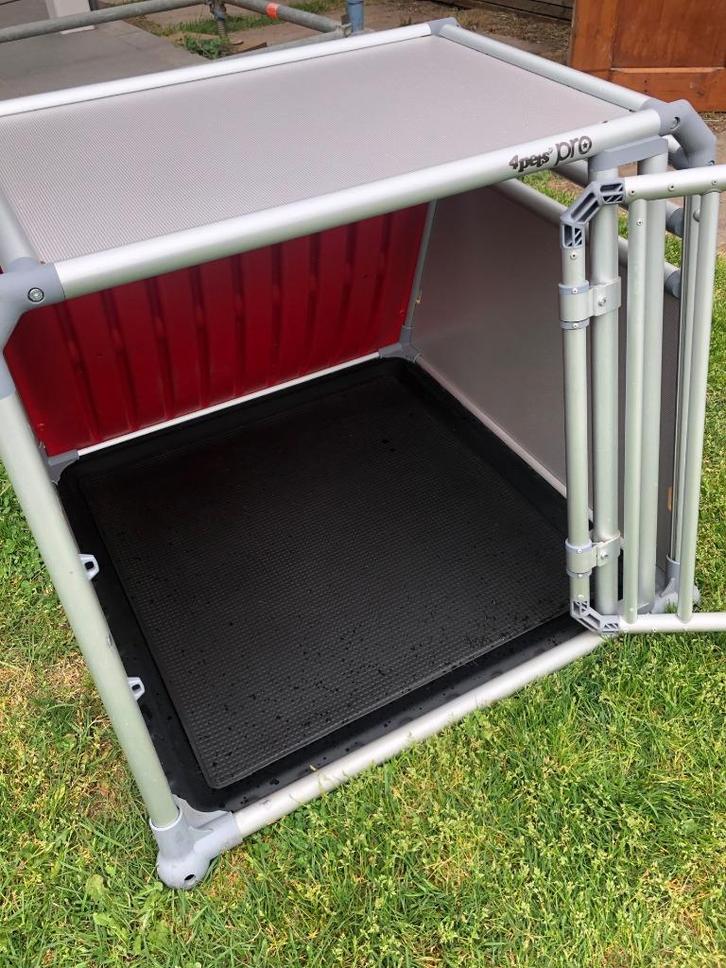 Autobench 4pets pro medium, Dieren en Toebehoren, Hondenbenches, Zo goed als nieuw, Ophalen
