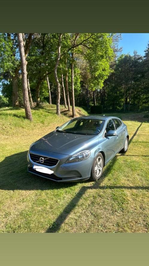 Volvo v40 automaat - diesel, Auto's, Volvo, Particulier, V40, ABS, Adaptive Cruise Control, Airbags, Airconditioning, Alarm, Bluetooth