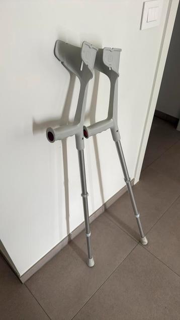 Krukken te koop beschikbaar voor biedingen