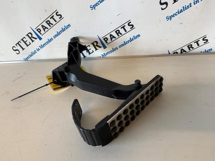 Gaspedaal van een Mercedes SLK, Auto-onderdelen, Interieur en Bekleding, Mercedes-Benz, Gebruikt, 3 maanden garantie, Ophalen of Verzenden