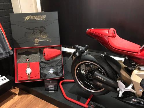 MV Agusta Superveloce ORO - Als nieuw, 300st, Motoren, Motoren | MV Agusta, Particulier, Ophalen