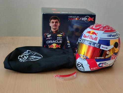Max Verstappen Red Bull F1 helm seizoen 2024 1:2, Verzamelen, Automerken, Motoren en Formule 1, Nieuw, Formule 1, Verzenden