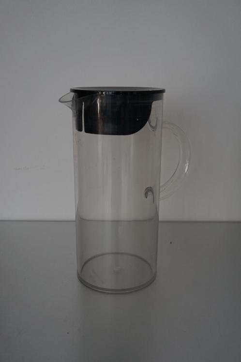 Stelton water jug, Huis en Inrichting, Keuken | Keukenbenodigdheden, Zo goed als nieuw