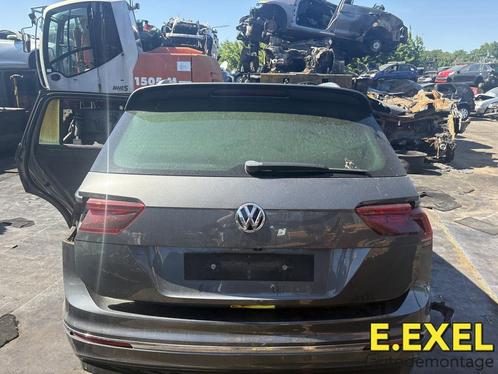 Achterklep Volkswagen Tiguan (AD1)  2016-24 LR7HL, Auto-onderdelen, Carrosserie, Achterklep, Volkswagen, Achter, Gebruikt, Herkomst onderdeel bekend