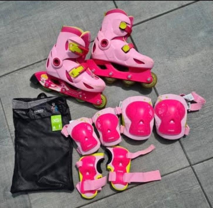 Patins à roues alignées taille 32
avec accessoires, Enfants & Bébés, Jouets | Extérieur | Patins à roulettes, Comme neuf, Enlèvement