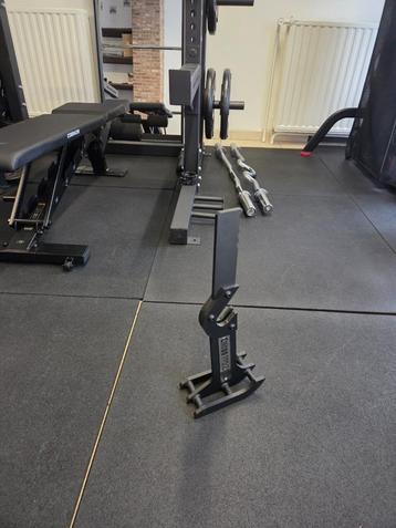 Deadlift jack (om halterschijven te wisselen) beschikbaar voor biedingen