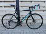 Bianchi impulso disc 105 11sp, Fietsen en Brommers, Ophalen, Zo goed als nieuw