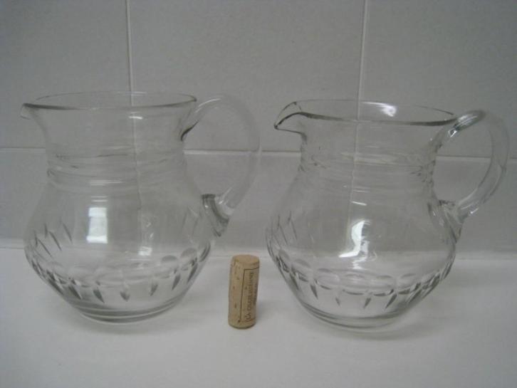 2 glazen kruiken voor drank, Verzamelen, Glas en Drinkglazen, Ophalen