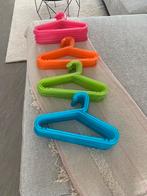 Kinder kapstokken in hard plastic (55stuks), Ophalen, Zo goed als nieuw