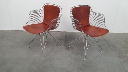 2 Design Wire Chairs Chroom Met Cognac Seat Pads, Huis en Inrichting, Stoelen, Zo goed als nieuw, Twee, Kunststof, Metaal, Bruin