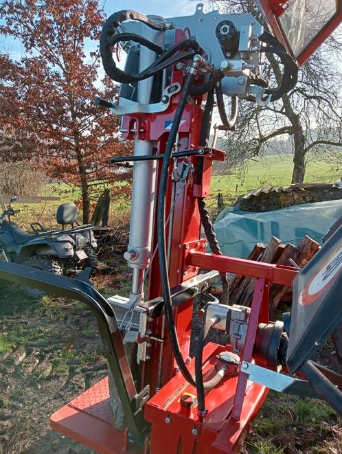 FENDEUSE AMR 16T, Zakelijke goederen, Landbouw | Werktuigen