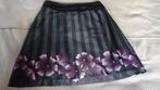 JUPE « VERO MODA », Taille 38/40 (M), Enlèvement ou Envoi, Comme neuf, Longueur genou
