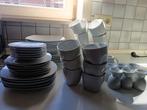 Compleet 6 delig servies, Huis en Inrichting, Keuken | Servies, Ophalen, Zo goed als nieuw, Bord(en)