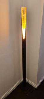 Staande lamp zwart/goudkleurig 135cm Barbotto, Huis en Inrichting, Lampen | Vloerlampen, 100 tot 150 cm, Metaal, Zo goed als nieuw