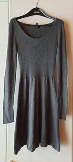 mooi grijs gebreid kleedje met lange mouwen maat 38, Kleding | Dames, Maat 38/40 (M), H&M, Ophalen of Verzenden, Zo goed als nieuw