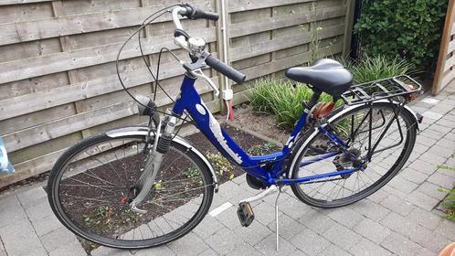 Damesfiets koningsblauw, Fietsen en Brommers, Fietsen | Dames | Damesfietsen, Gebruikt, Overige merken, (Extra) lage instap, Versnellingen