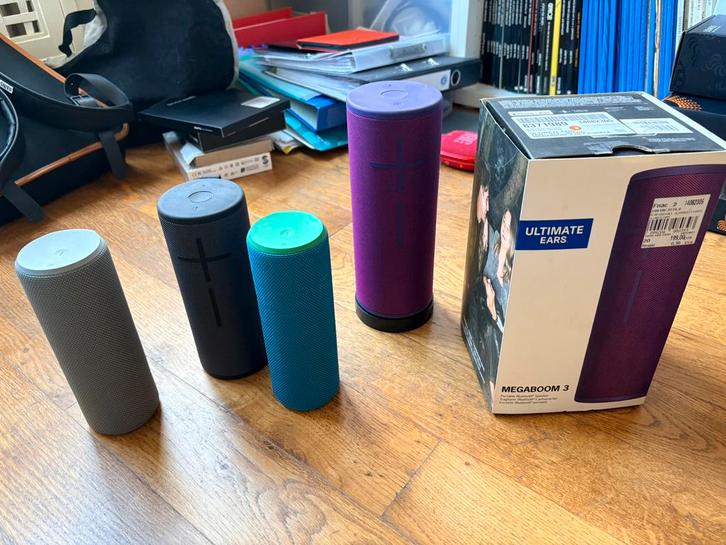 Set van 4 Ultimate Ears luidsprekers inclusief 1 Megaboom 3, Audio, Tv en Foto, Luidsprekerboxen, Overige merken, Ophalen of Verzenden