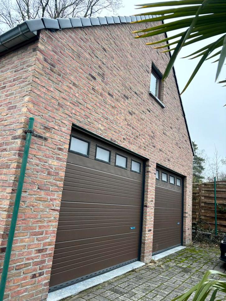 2 portes de garage à vendre, Bricolage & Construction, Fenêtres & Moustiquaires, Comme neuf, Porte de garage, Enlèvement