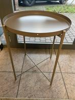 Jolies tables d'appoint, Enlèvement, Comme neuf