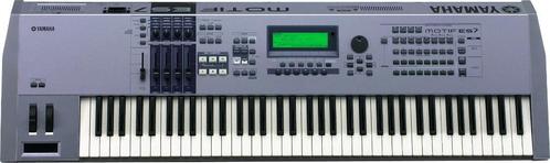 Yamaha MOTIF ES7 + Stagg Softcase, Muziek en Instrumenten, Synthesizers, Gebruikt, 76 toetsen, Yamaha, Met koffer of flightcase