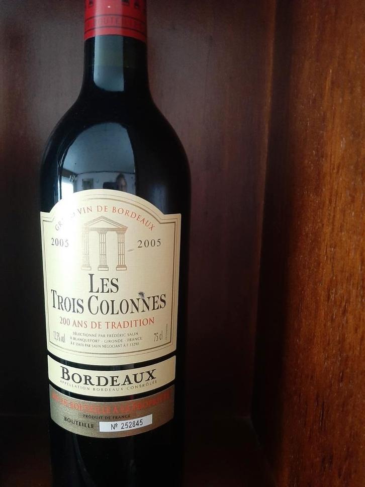 Les Trois Colonnes Bordeaux 2005 — 200 ans de tradition, Collections, Vins, Comme neuf, Vin rouge, Enlèvement ou Envoi