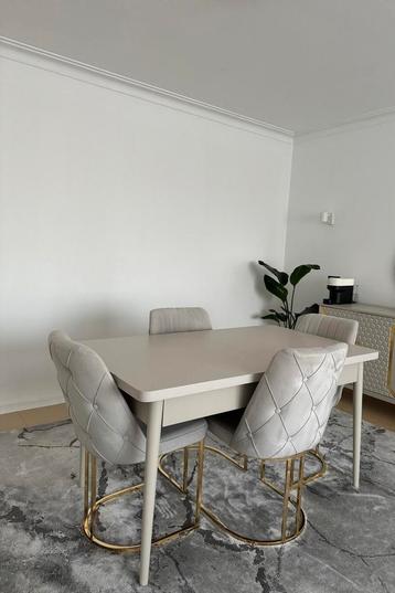 Eettafel met 4 stoelen, Huis en Inrichting, Ophalen