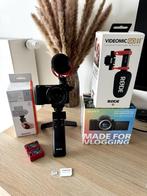 Sony ZV-E10 + poignée vlog + Rode VideoMic GO II, Audio, Tv en Foto, Fotocamera's Digitaal, Sony, Zo goed als nieuw