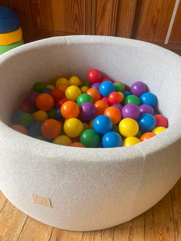 Ballenbad van Misioo beschikbaar voor biedingen
