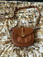 Bruine schoudertas, Handtassen en Accessoires, Tassen | Damestassen, Ophalen of Verzenden, Gebruikt, Bruin