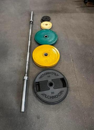 105kg Olympische Gewichten + Olympische Barbell beschikbaar voor biedingen