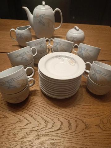 Complete koffieset - 27 stuks beschikbaar voor biedingen