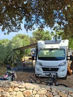 Carado T334 - nov 2020 met 5 zit- en slaapplaatsen, Caravans en Kamperen, Mobilhomes, Ringverwarming, Particulier, 6 tot 7 meter