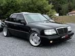 Mercedes-Benz E 500 V8  FULL | Airco | Heated seats | Sun, Automaat, Achterwielaandrijving, 4973 cc, Zwart