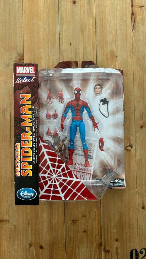 Marvel Select Disney Exclusive Spectacular Spider-Man figure, Verzamelen, Speelgoed, Nieuw